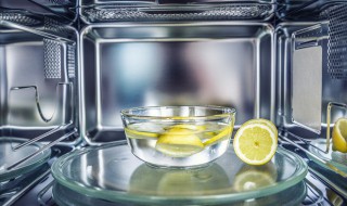 为啥微波炉一关门就自动转 微波炉一开门就自动转