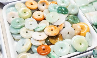 精美翡翠玉（精雕翡翠玉图片大全）