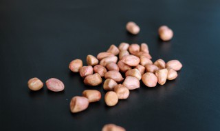 煮熟的花生能做什么菜呢 煮熟的花生还能怎么做好吃