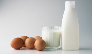 刚煮熟的鸡蛋能用凉水冲吗(刚煮熟的鸡蛋能用凉水冲吗?)