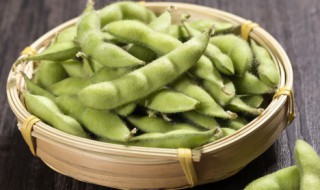 毛豆煮熟了冻还是生着冻 毛豆是煮了冷冻还是生的