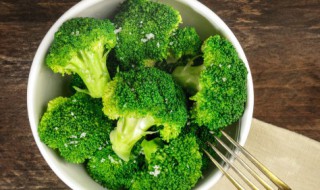 榨西兰花果汁需要煮熟吗 西兰花能榨汁吗?