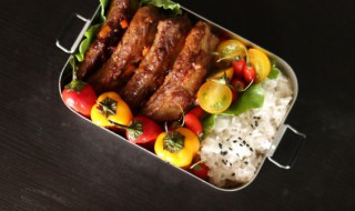 煮熟的大米有点酸味怎么办（大米煮出来有点酸）