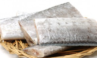 洗带鱼用冷水还是用热水 带鱼用什么水洗