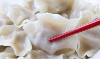 冻水饺如何才能快速煮熟(冰冻水饺怎么煮熟的快)