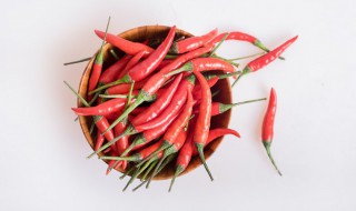 辣椒对人体有什么好处和坏处（辣椒对人体的坏处）