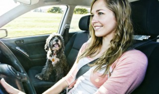 轮胎胎压多少正常范围（奔驰轮胎胎压多少正常范围）