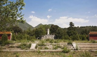 大明崇祯皇帝死后是谁安葬地（明崇祯帝葬在哪里）