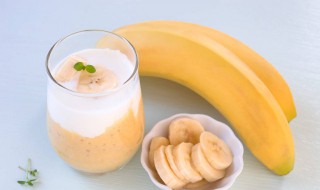 香蕉和梨可以一起榨汁吗（梨和香蕉能一起榨汁喝吗）