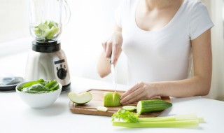 甜菜根榨汁有什么功效 甜菜根跟什么榨果汁最好效果