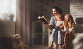 墙内开花墙外香下一句对联是什么（墙内开花墙外香的下一句）