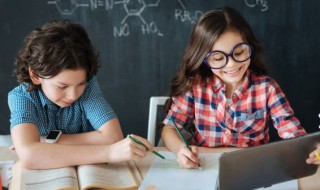 吏的拼音（吏的拼音怎么写）