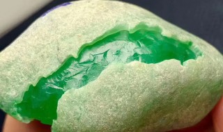 淘宝上翡翠半明料真假（翡翠半明料有假的吗）