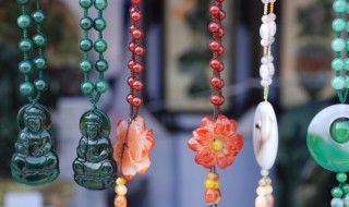 翡翠有乌鸡种吗（翡翠中的乌鸡种）