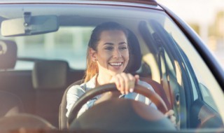 汽车发电机工作原理（汽车发电机工作原理简述）