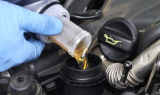 汽车发动机冷却液多长时间更换 发动机冷却液什么时候需要更换