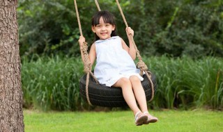 荡秋千运动是平移吗 荡秋千是不是属于平移