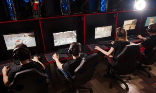 战舰世界是哪个平台的游戏?（战舰世界是网游吗）