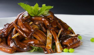 什么是黄饍繁殖季节与性比（黄鳝一年繁殖几次）