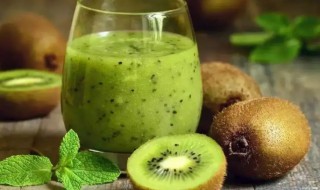猕猴桃和苹果可以一起榨汁喝吗 猕猴桃能和苹果一起榨汁吗