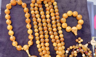 蜜蜡怎么辨别(蜜蜡怎么辨别真假盐水)