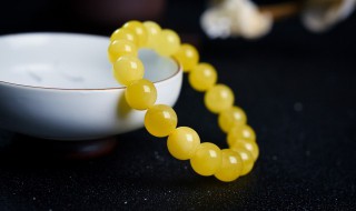 蜜蜡真假辨别（蜜蜡真假分辨）