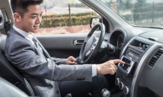 服刑人员驾驶证怎么年审（服刑人的驾驶证怎样年审）