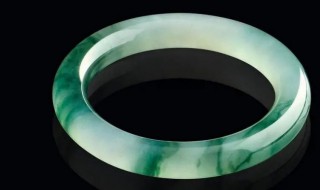 十大翡翠玉镯品牌 翡翠手镯品牌排行榜前十名