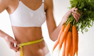 胡萝卜怎么搭配榨汁（胡萝卜榨果汁怎么搭配）