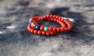 南红怎么保养和盘玩(南红怎么保养和盘玩视频)