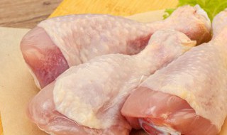 冷冻鸡腿怎么快速解冻（冷冻鸡腿怎么快速解冻去腥）