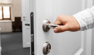 门锁选购注意事项有哪些(选门锁锁芯注意什么)