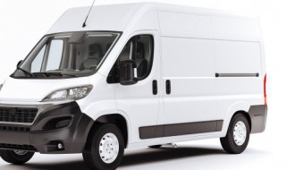 如何全面清洗汽车空调系统（怎样清洗汽车空调系统）