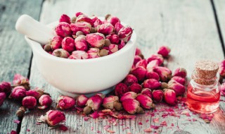 玫瑰花可以泡酒喝吗 玫瑰花可以泡酒有什么好处