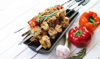 牛肉串用哪个部位的肉最好（牛肉串用哪个部位的肉最好吃）