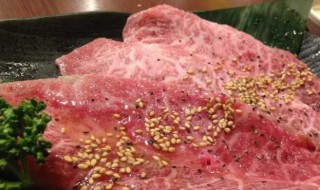 嫩肩肉是牛的哪个部位 牛肩肉嫩吗?