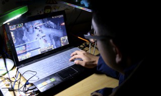 pc荒野大镖客2怎么切换视角（荒野大镖客2 切换视角）