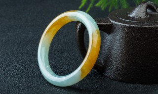 细糯种翡翠手镯价格 细糯种翡翠手镯价格表