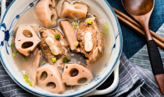 紫砂锅炖排骨需要多长时间最佳（砂锅排骨炖多长时间最好）