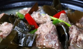 鸡肉炖海带可以吗（鸡肉能不能炖海带）