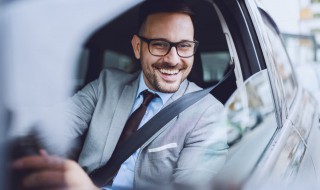 汽车保养要多久时间完成(汽车保养需要多久完成)