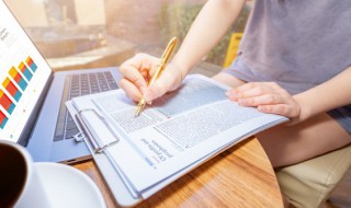 元日表达了作者什么样的思想感情(元日中表达了作者什么样的感情)