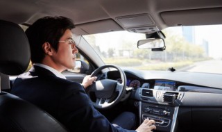 驾驶人信息变化多长时间申请换证（驾驶人信息发生变化应该多长时间申请换证）