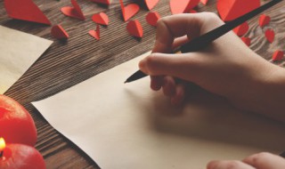 静夜思中的疑是什么意思（静夜思里的疑是什么意思?）