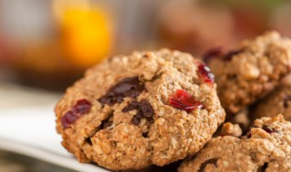 蓝莓曲奇的做法（蓝莓曲奇的做法和配方）