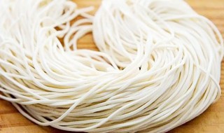 高筋面和低筋面的区别（什么是高筋面什么是低筋面）