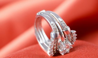 玫瑰金戒指的寓意是什么(玫瑰花黄金戒指的寓意)