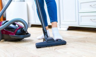 木地板打蜡有什么好处（木地板打蜡有害健康吗）