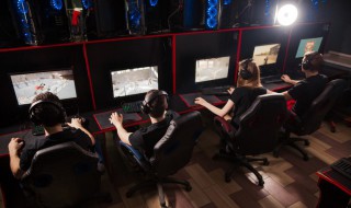 元气骑士如何拿四把武器 元气骑士怎么拿四把武器