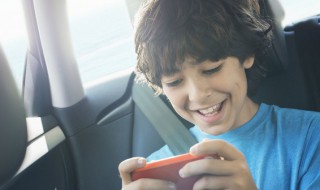 元气骑士怎么扔武器（元气骑士如何扔武器）